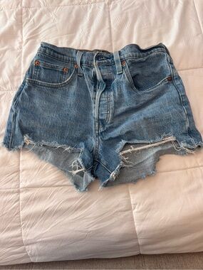 Levi shorts